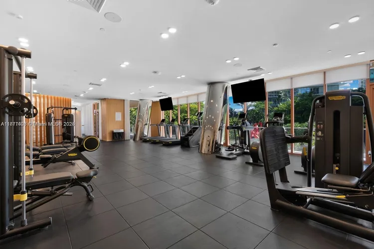 Mr. C Residences Bayshore Tower #1009 image #6