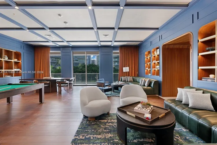 Mr. C Residences Bayshore Tower #1009 image #7