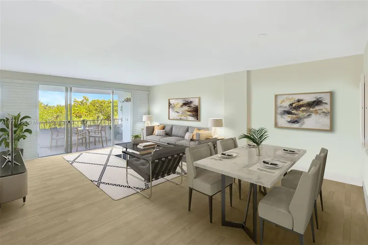 Commodore Club West #310 image #17