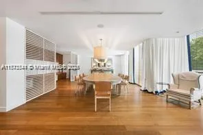 Grovenor House #708 image #20