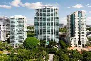 Grovenor House #708 image #22