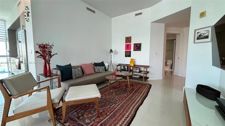 Atrium #2-1002 image #20