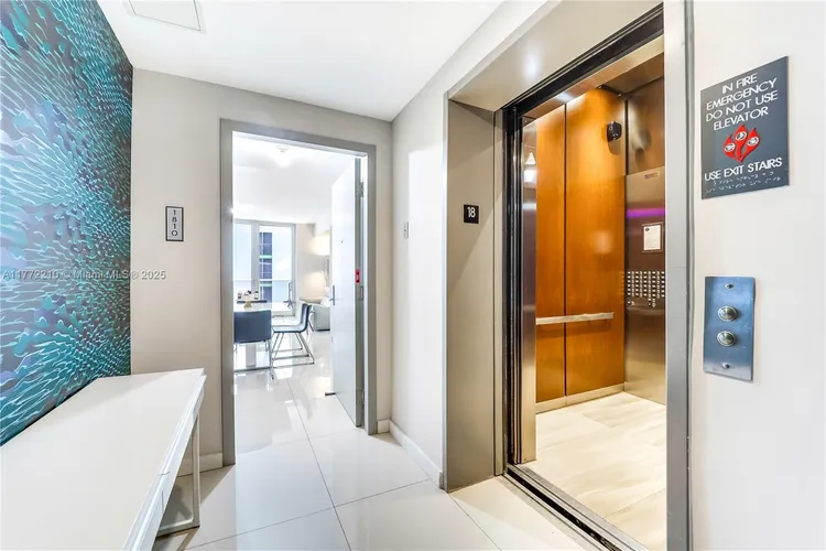 Aria on the Bay #1810 image #16