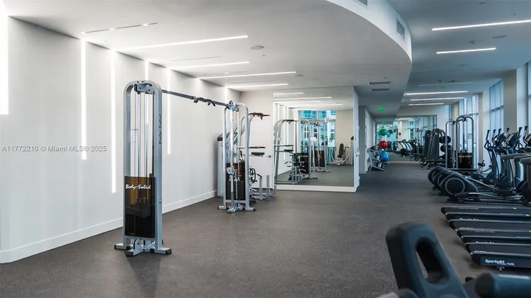 Aria on the Bay #1810 image #35