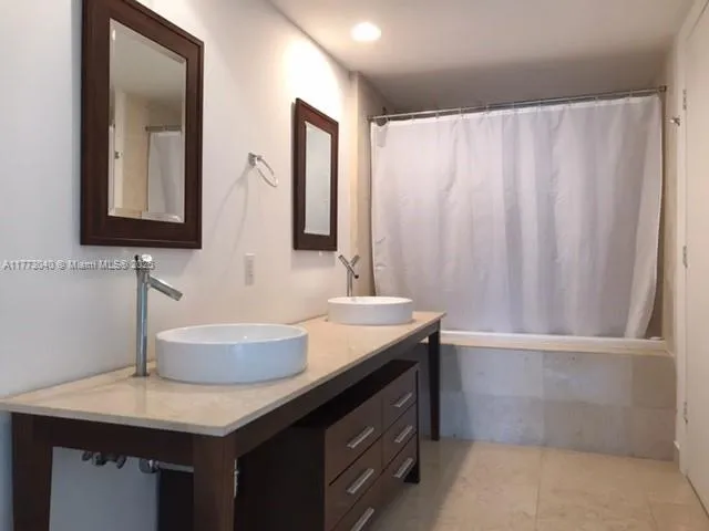 Icon Brickell I #4412 image #11