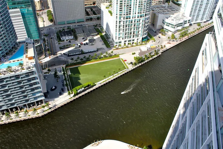 Icon Brickell I #4412 image #16