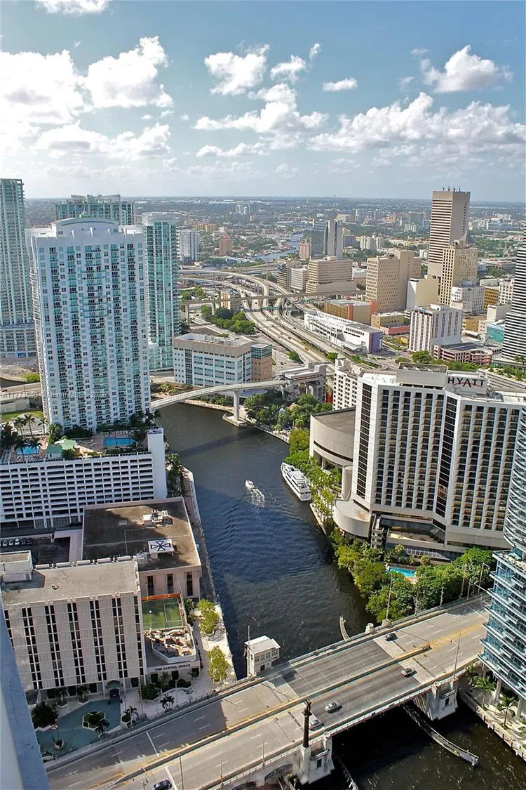 Icon Brickell I #4412 image #21