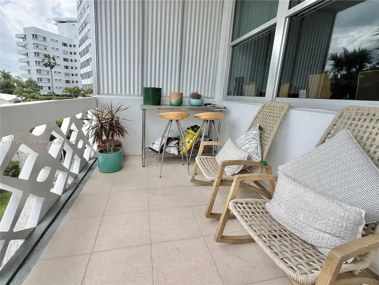 Belle Plaza #210 image #11