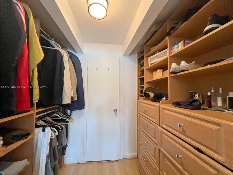 Belle Plaza #210 image #13