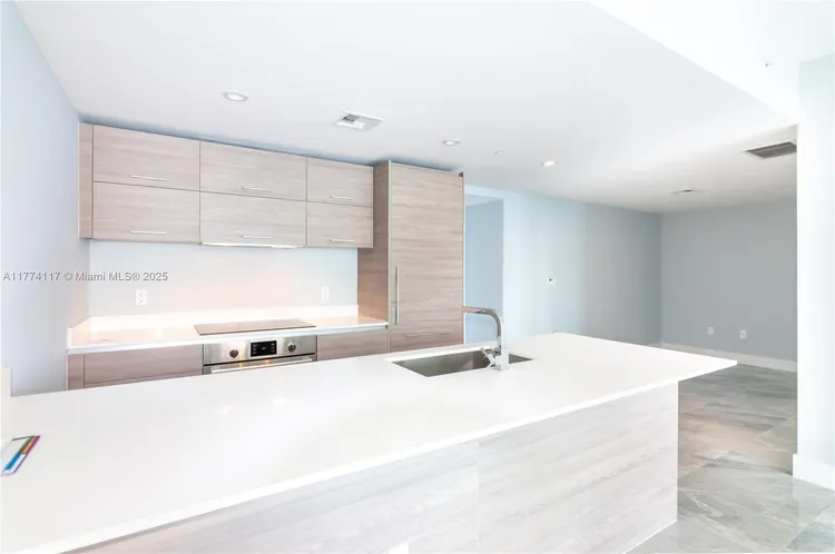 Dua Miami (SLS Hotel and Residences) #1502 image #18