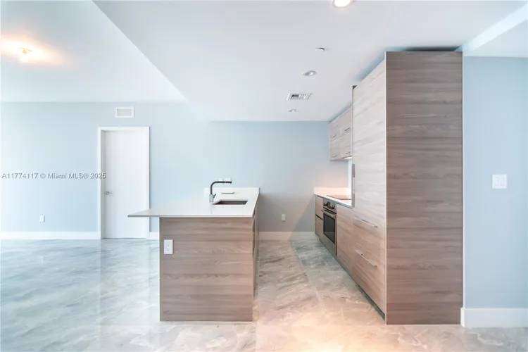 Dua Miami (SLS Hotel and Residences) #1502 image #20