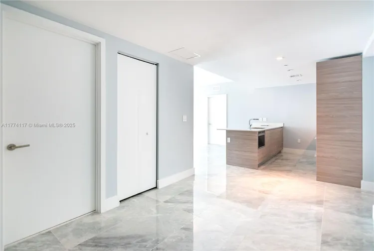 Dua Miami (SLS Hotel and Residences) #1502 image #22