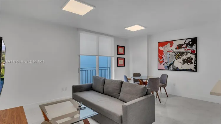 Fortune House #1801 image #11