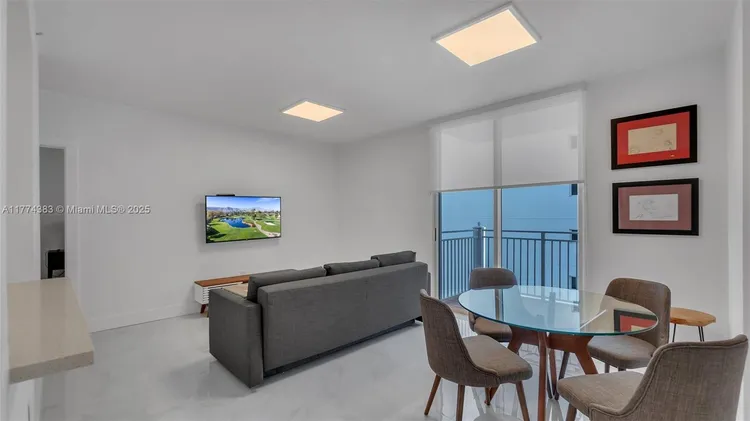 Fortune House #1801 image #8