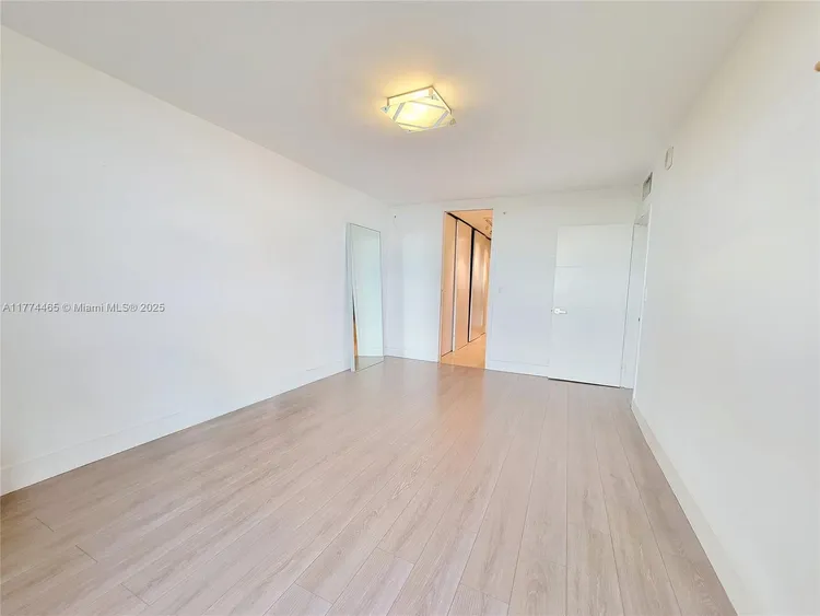 Brickell Park #1207 image #10