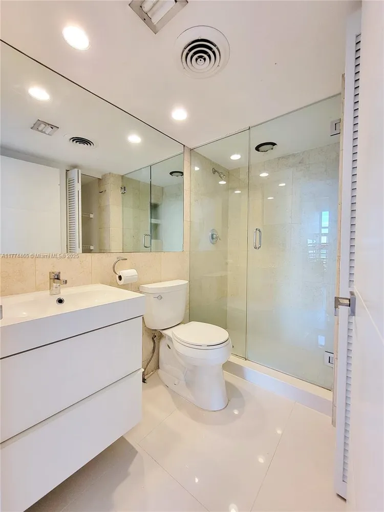 Brickell Park #1207 image #13