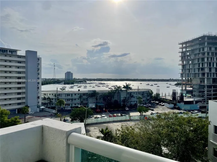 360 Condo #619 image #10