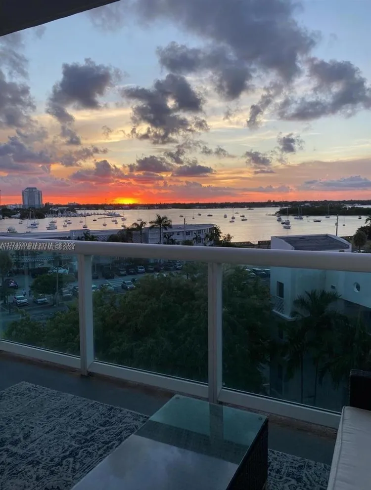 360 Condo #619 image #11