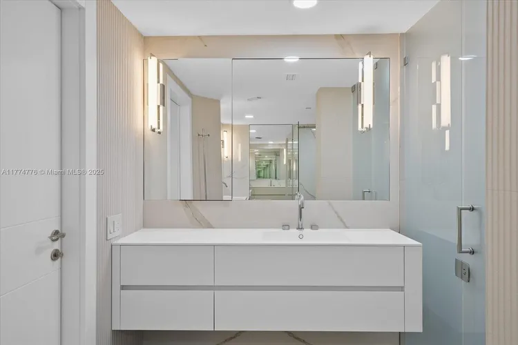 Il Villaggio #809 image #21