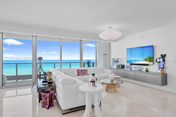 Il Villaggio #809 image #6