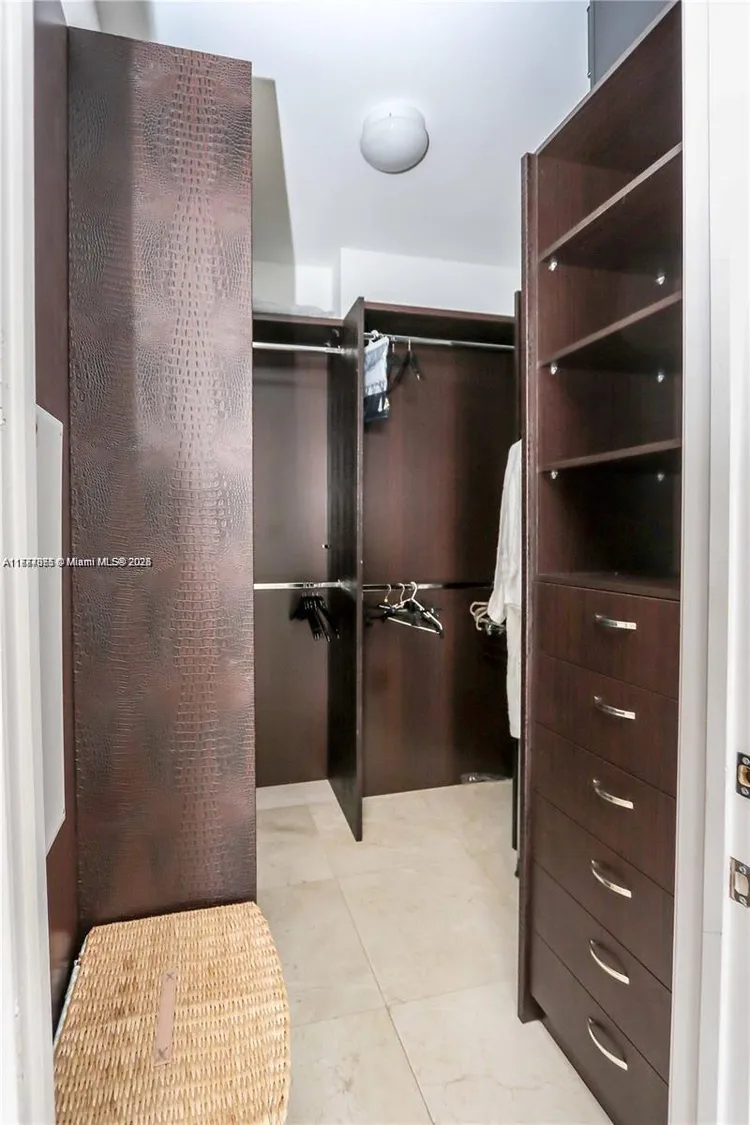 Trump Tower 1 #3505 image #16