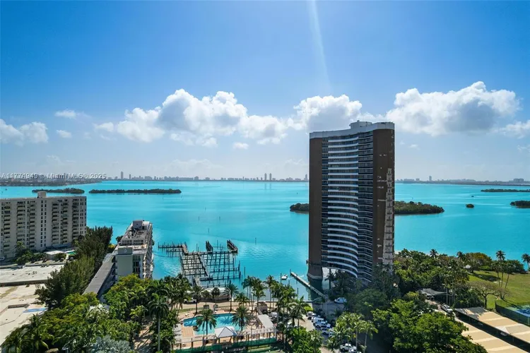 Palm Bay Towers #11N image #31