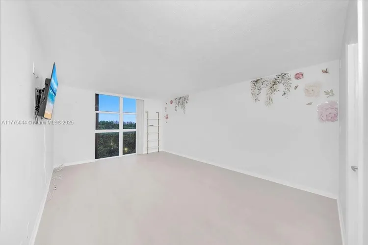 Towers of Quayside Condo #1 #602 image #12