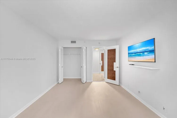 Towers of Quayside Condo #1 #602 image #13