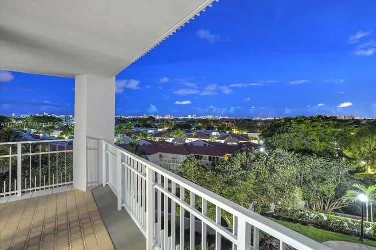 Towers of Quayside Condo #1 #602 image #16