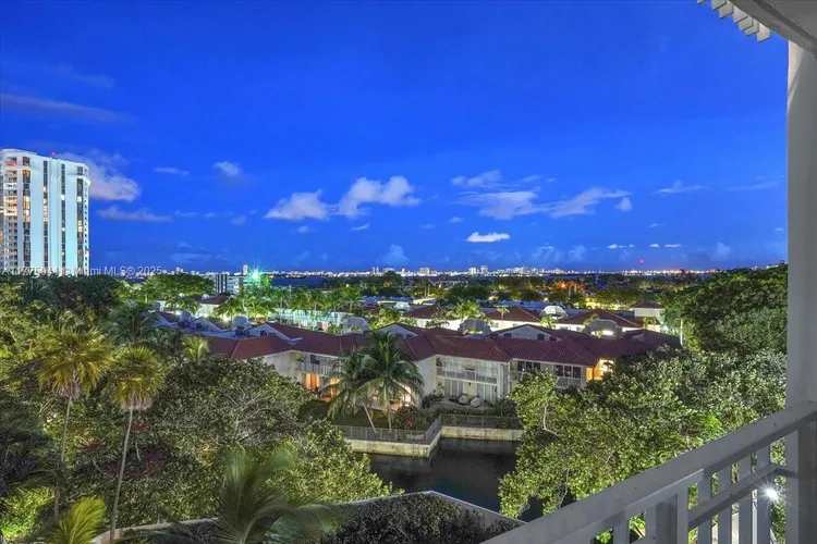 Towers of Quayside Condo #1 #602 image #22