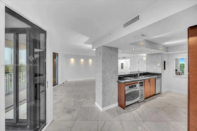 Towers of Quayside Condo #1 #602 image #35