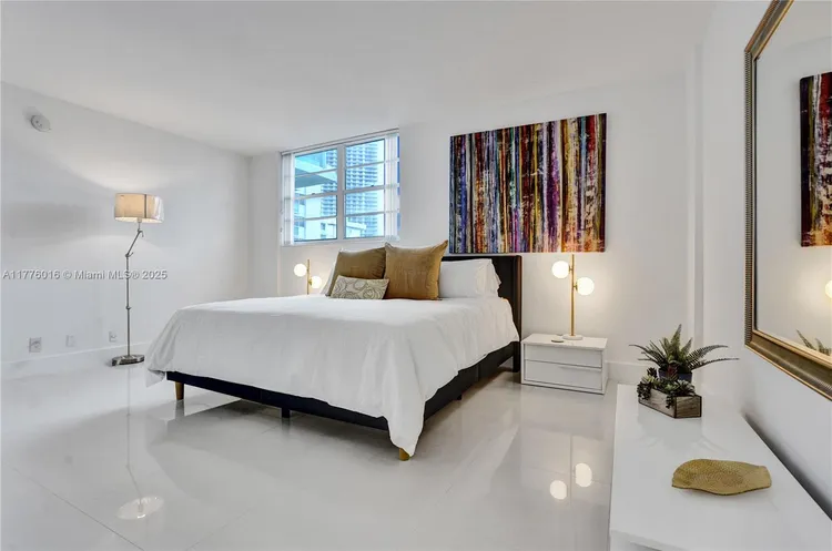 The Tides On Hollywood Beach #11V image #19