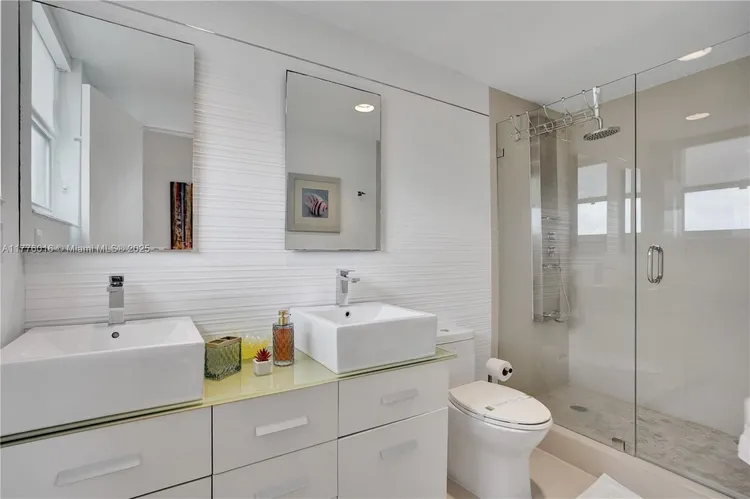 The Tides On Hollywood Beach #11V image #22