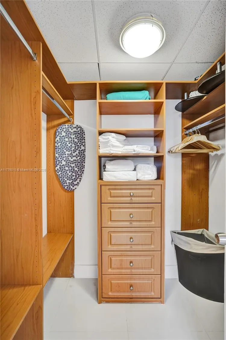 The Tides On Hollywood Beach #11V image #24