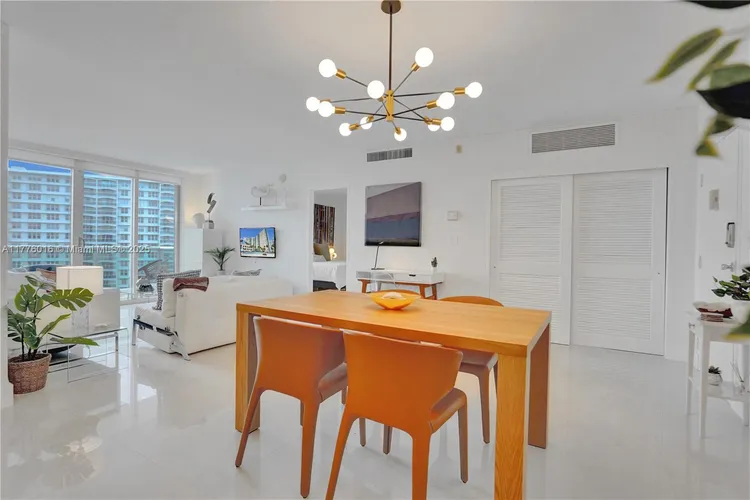 The Tides On Hollywood Beach #11V image #26