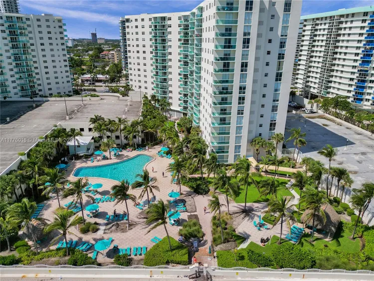 The Tides On Hollywood Beach #11V image #39