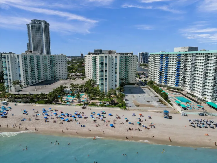 The Tides On Hollywood Beach #11V image #46