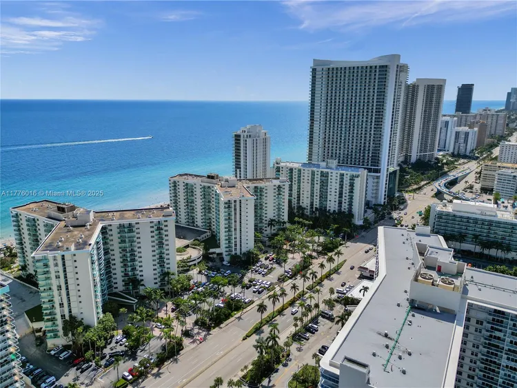 The Tides On Hollywood Beach #11V image #55