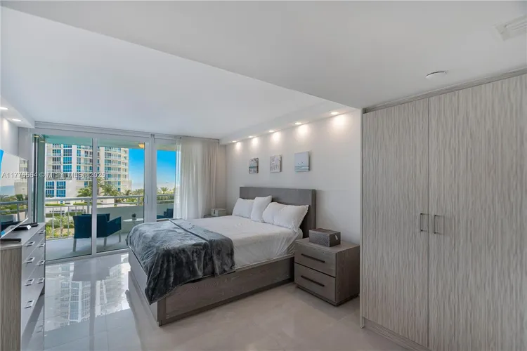 South Pointe Tower #702 image #15