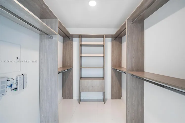 Paramount Miami Worldcenter #4100 image #13