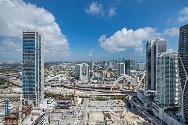 Paramount Miami Worldcenter #4100 image #19