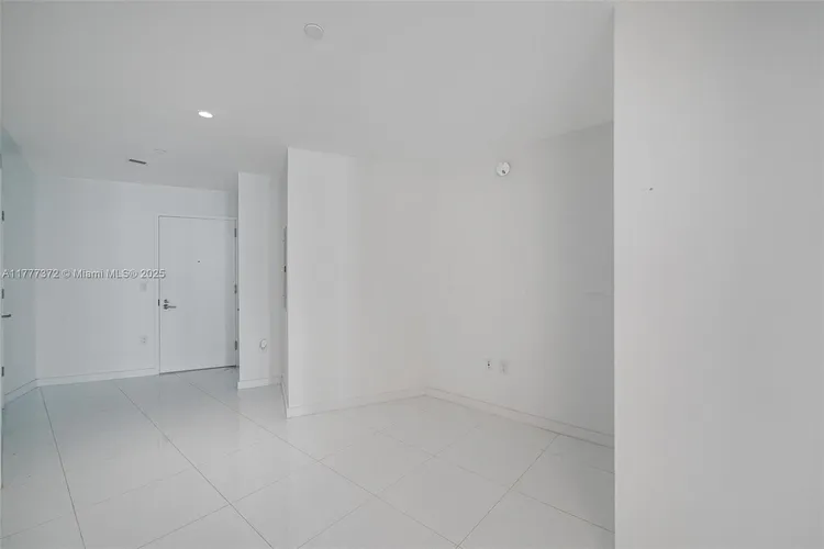 Paramount Miami Worldcenter #4100 image #8