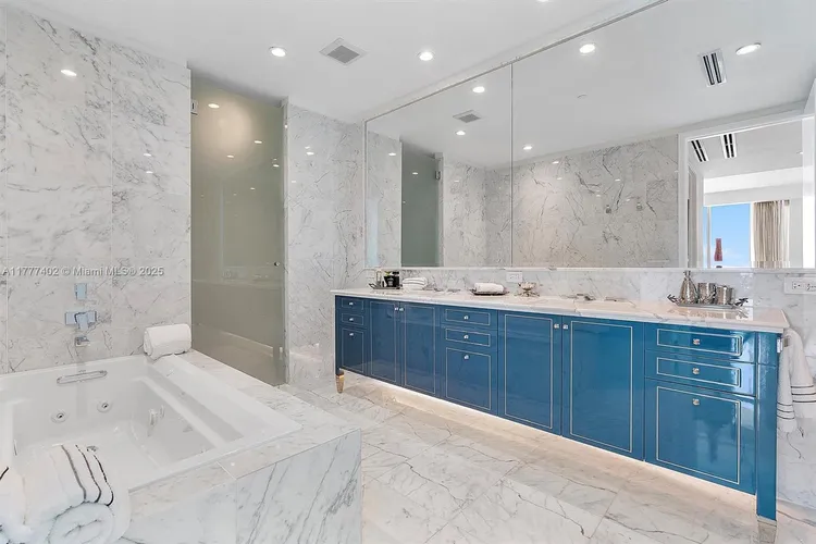 Fendi Chateau Residences #1103 image #20