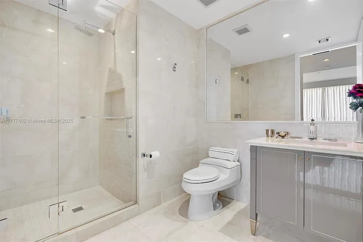 Fendi Chateau Residences #1103 image #25