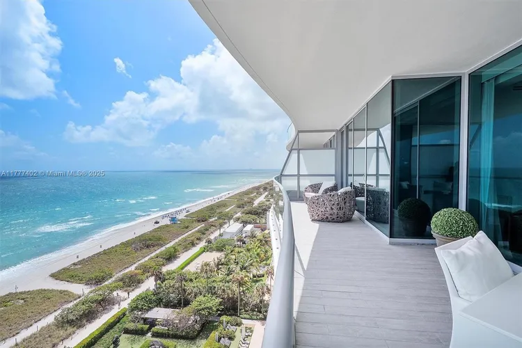 Fendi Chateau Residences #1103 image #33