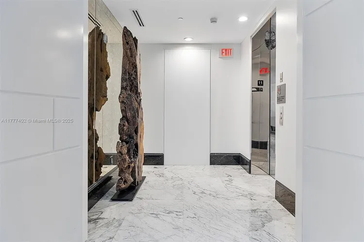 Fendi Chateau Residences #1103 image #34