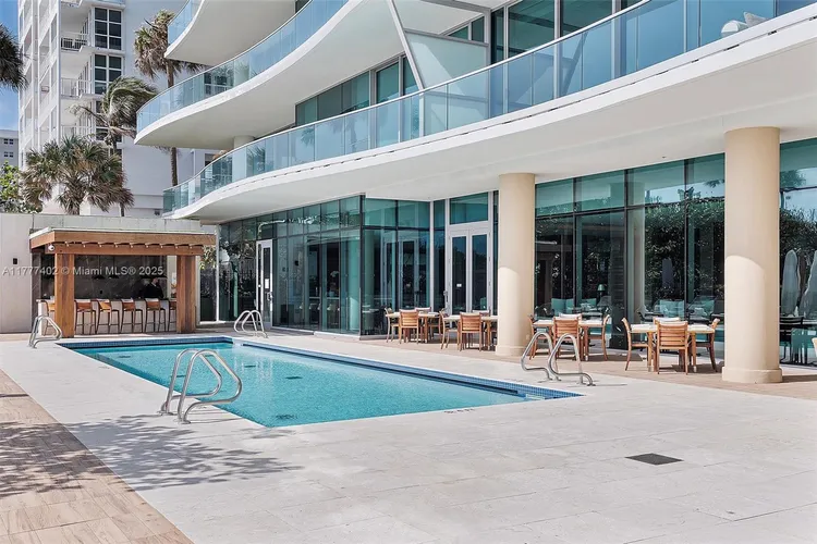 Fendi Chateau Residences #1103 image #51