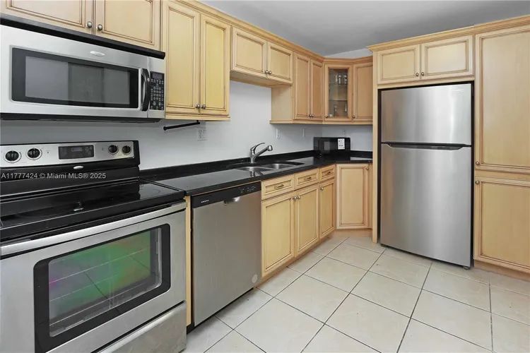 The Residences On Hollywood Beach #539 image #13