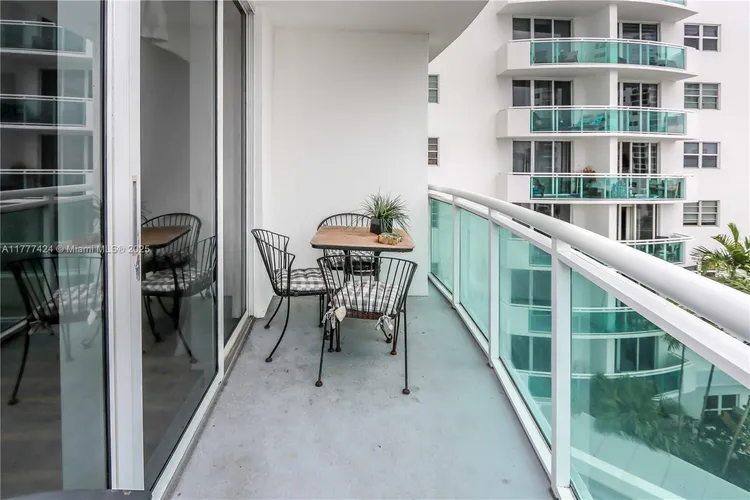 The Residences On Hollywood Beach #539 image #22