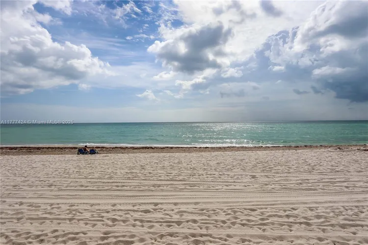 The Residences On Hollywood Beach #539 image #32